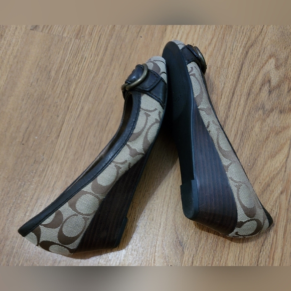 Coach Millie Womens Wedge Pumps  Khaki/Espresso Brown Tan Size 6.5 CHARITY - Picture 6 of 6